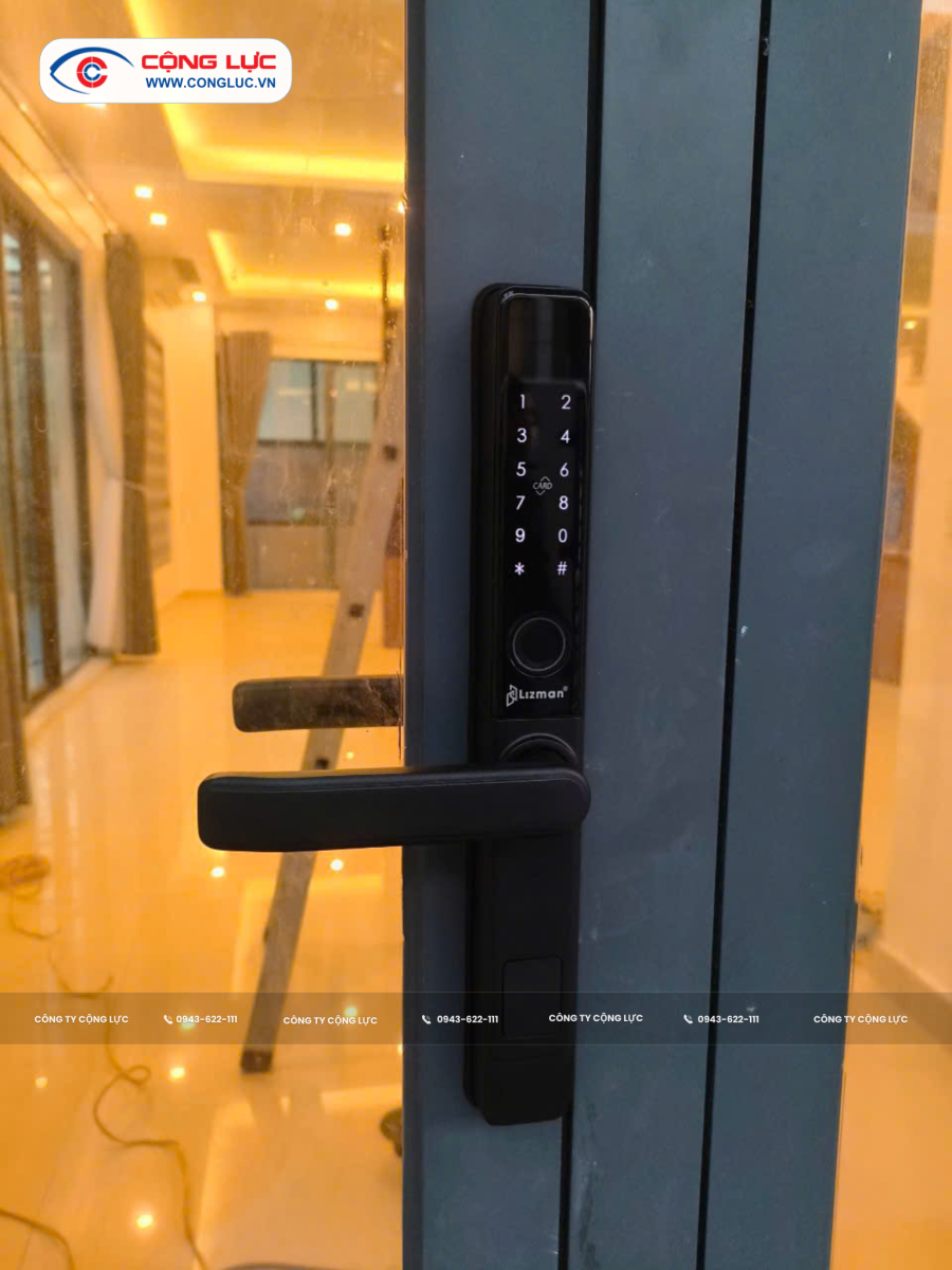 lắp khoá vân tay cho cửa nhôm kính ở hải phòng
