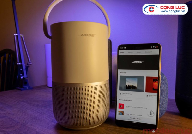 Loa Di Động Bose Home Speaker tổng hợp mic và trợ lý ảo