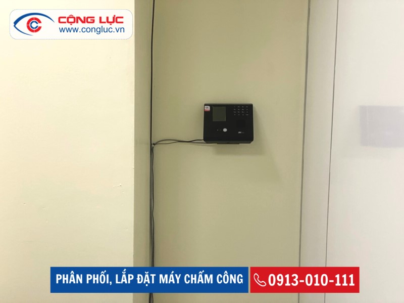 Lắp đặt máy chấm công khuôn mặt ZKteco Mb-10VL cho công ty Vân Sơn tại toà nhà thành đạt