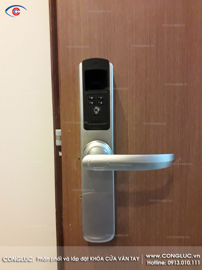 lắp khóa cửa vân tay nhà chung cư hải phòng