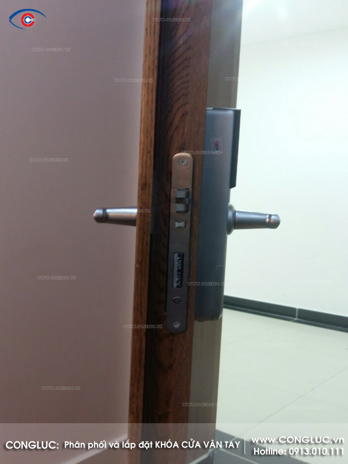 Lắp đặt khóa cửa vân tay tại tòa nhà SHP Hải Phòng