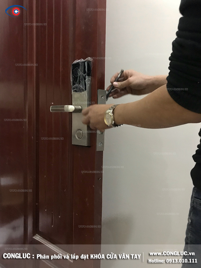 Lắp khóa vân tay Adel tại tòa nhà SHP Plaza Hải Phòng