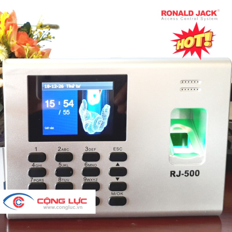 Lắp máy chấm công vân tay Ronald jack Rj500 giá rẻ