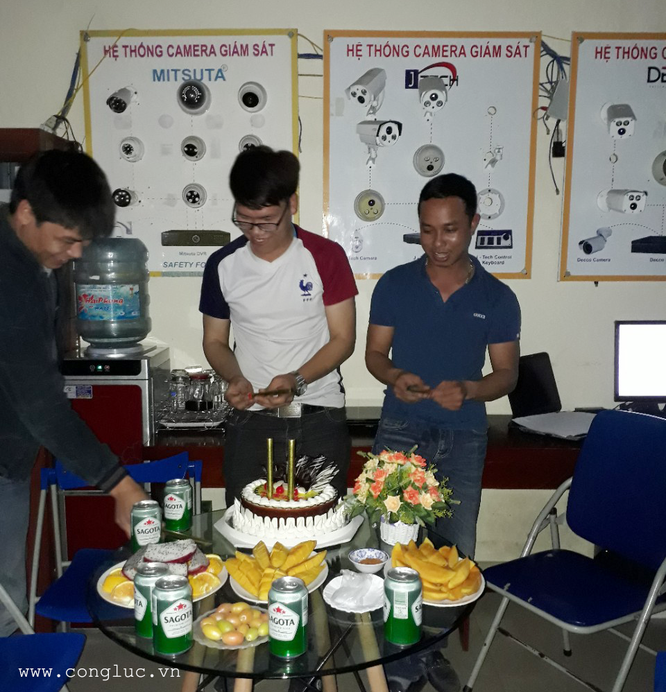 Camera Cộng Lực tổ chức sinh nhật cho nhân viên tháng 1